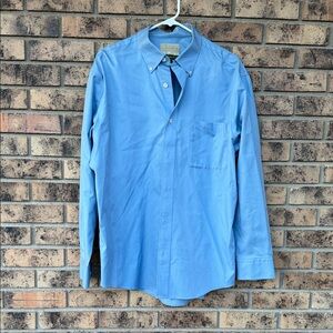 Cabela's Light Blue Button-Down Dress Shirt